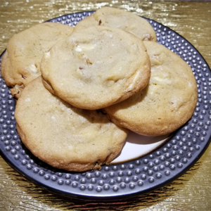 White chocolate and walnut cookies